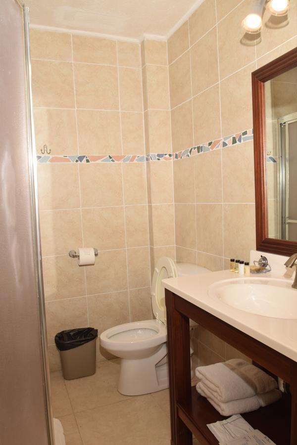 Brandsville Suites Джорджтаун Экстерьер фото